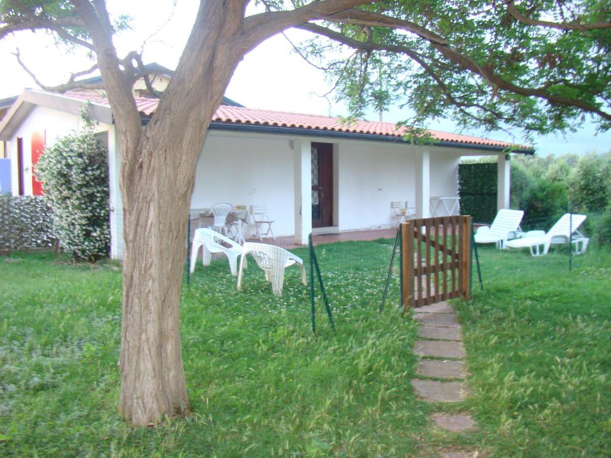 Casa Vacanze Guardamare San Vincenzo Bagian luar foto