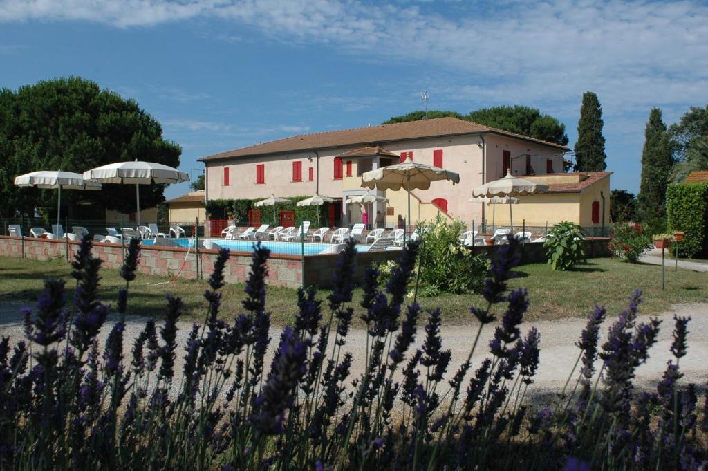 Casa Vacanze Guardamare San Vincenzo Bagian luar foto